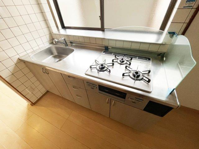 八万町内浜一戸建 キッチン