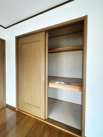 メゾネット井川 部屋画像