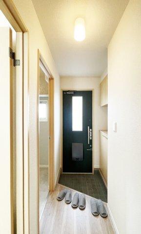 ハイネス国府　B棟 室内