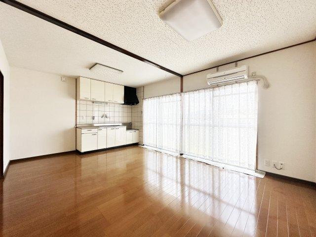 ロイヤルハイツMORI 室内