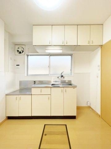 新浜マンション キッチン