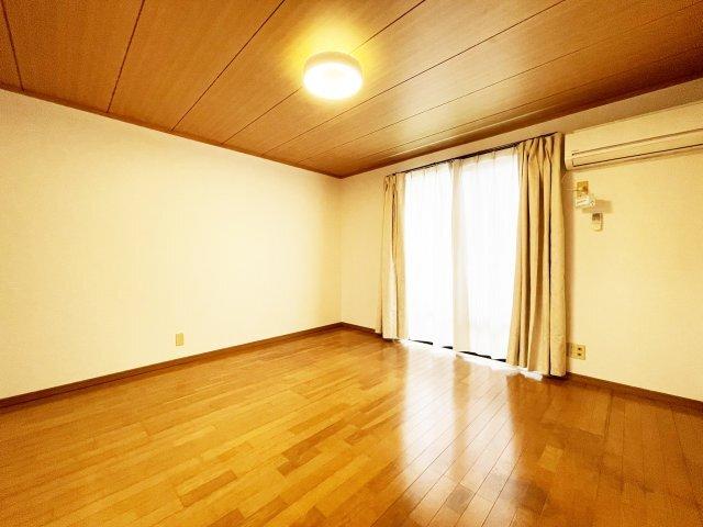 プレジール南昭和 リビング