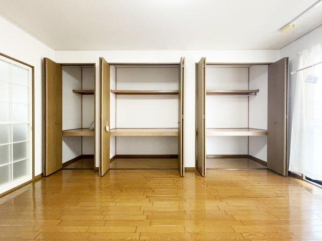 ドミール古川 C棟 収納