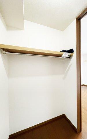 グランシャリオ　E棟 収納