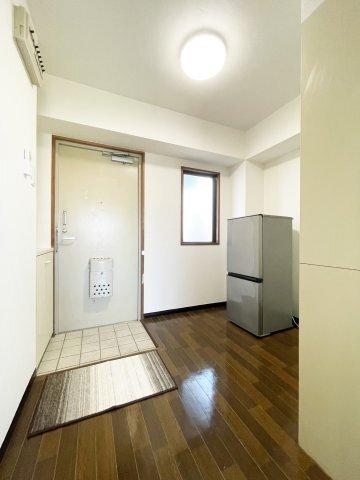 アンソレイエ弐番館 室内