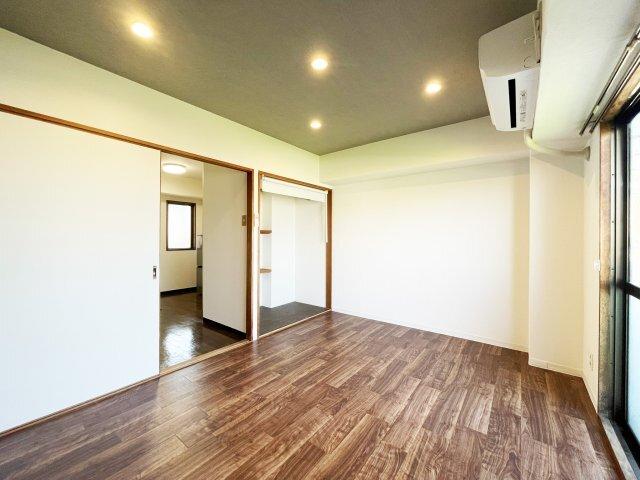 アンソレイエ弐番館 リビング