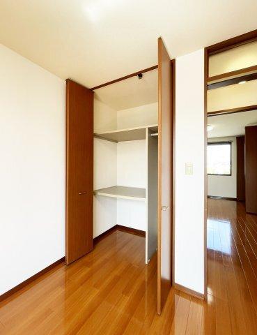 シャーメゾン　Ⅲ番館 収納