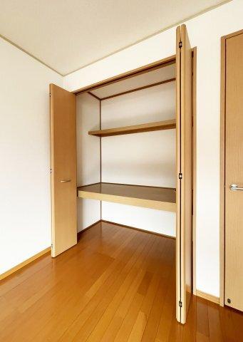 ルミエール A棟 収納
