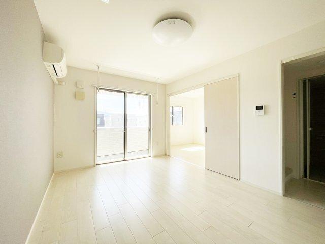 イマジン春日 リビング