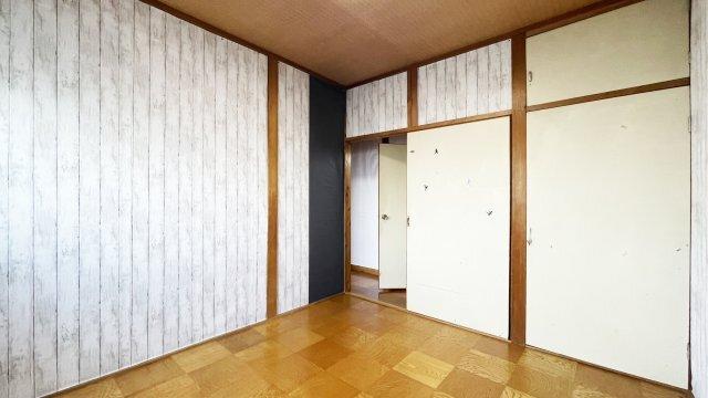下助任町１丁目10-20 室内