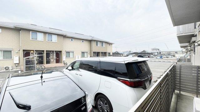 コスモ　スクエアⅡ　Ｂ棟 部屋画像