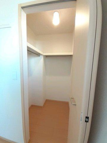 セレブリティ　Ｃ 部屋画像