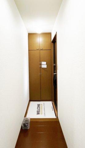 シャトーショコラ B棟 玄関