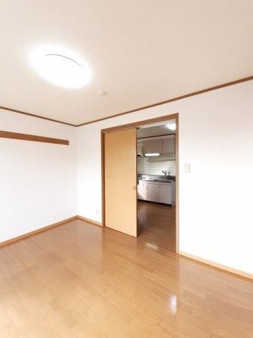 シャンゼリゼ弐番館 その他