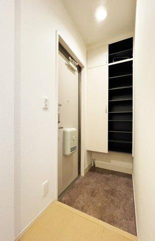 アーベイン田宮 玄関