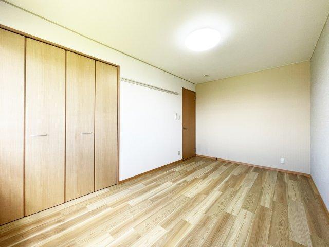 ファミール三軒屋　Ａ棟 室内