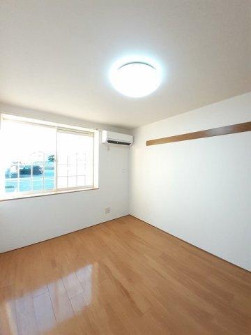 ロイヤル雑賀 部屋画像