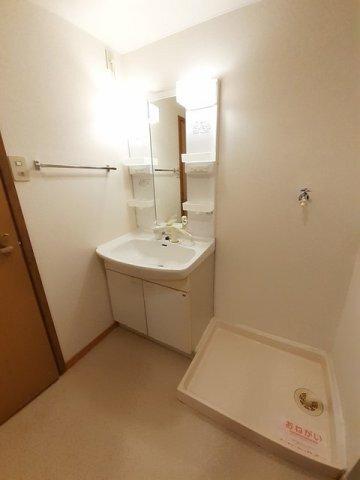 ロイヤル雑賀 部屋画像