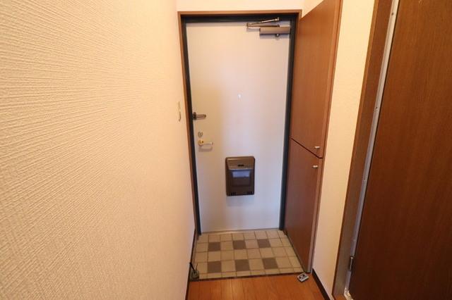 プレタ２１（302） 玄関