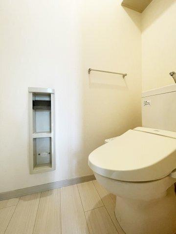 シャーメゾン八万　5番館 トイレ