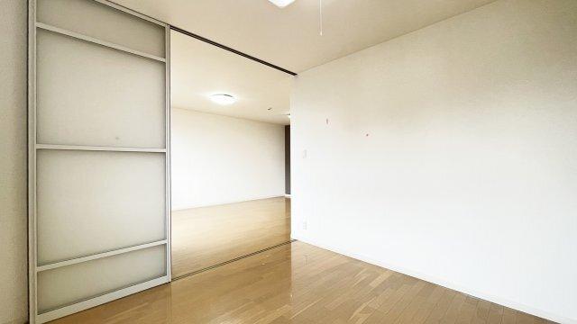 グランマスト春日　C棟 リビング
