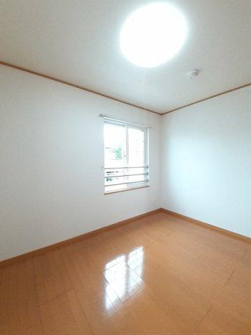 トレスアールヴォレ　Ａ 部屋画像