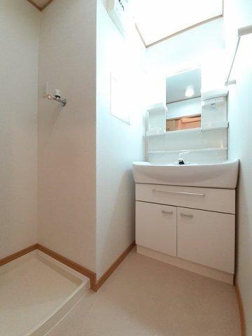 トレスアールヴォレ　Ａ 部屋画像