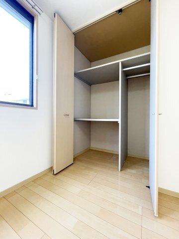 シャーメゾン末広 収納