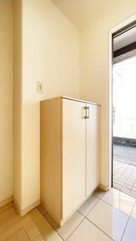 ツインズI番館 収納