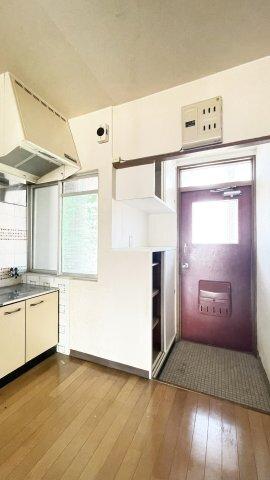 スタンダードビル 玄関
