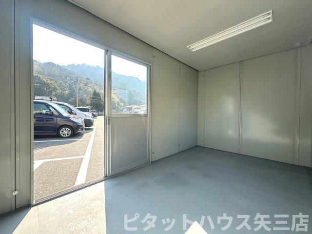 南蔵本倉庫 リビング