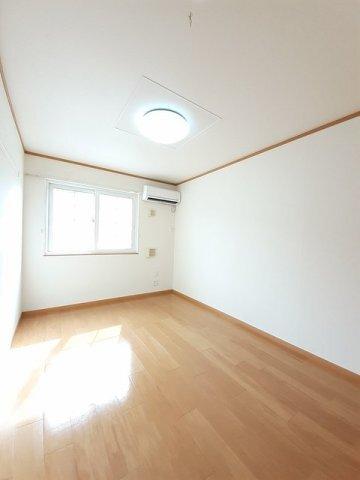 グレイスフル　Ａ（102） 部屋画像
