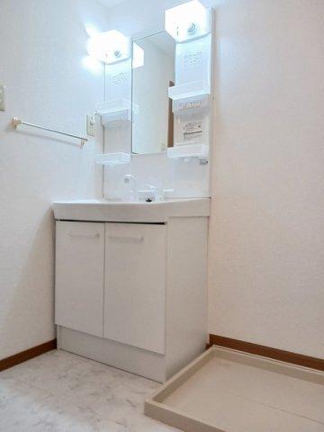 クィーンパレスＴＡＤＡ．Ｃ棟（101） 部屋画像
