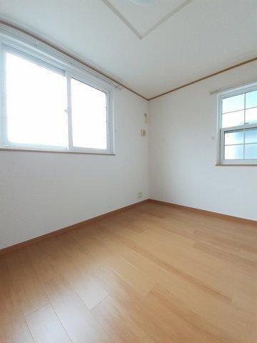 グレースガーデン　Ｂ 部屋画像