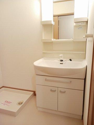 グレースガーデン　Ｂ 部屋画像