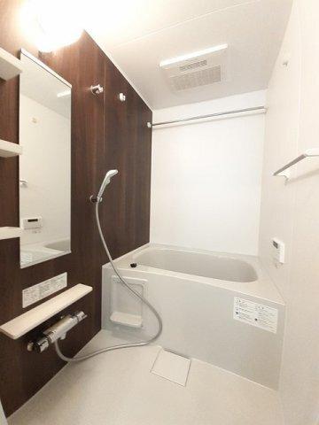 ロンシャン（105） 部屋画像
