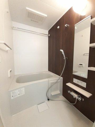 ロンシャン 部屋画像