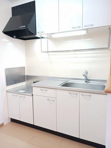 プロヴァンス　Ａ 部屋画像