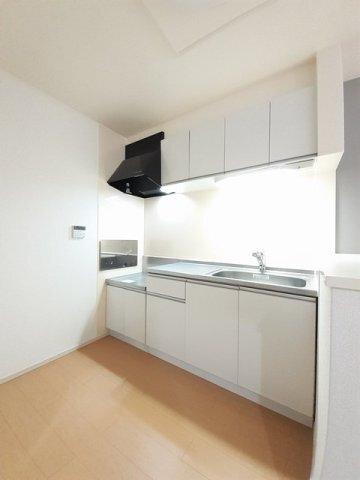 エルハーベン加茂宮Ｃ（203） 部屋画像