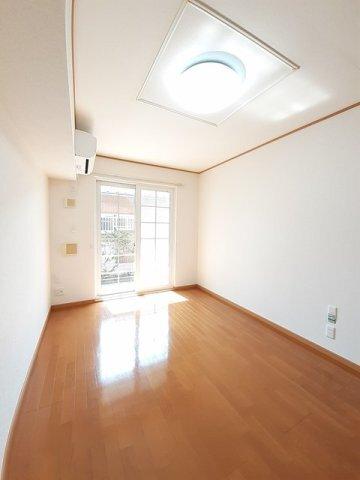 アルコバレ−ノ・ＰＳ　Ｂ 部屋画像