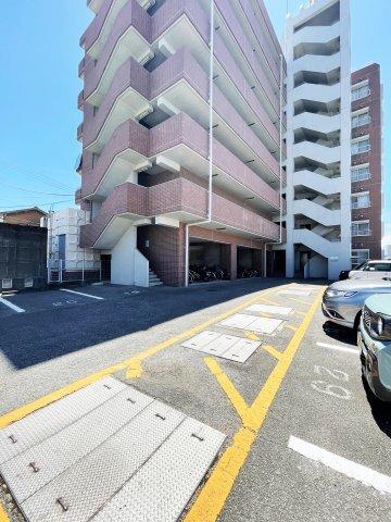 第14柴田マンション 駐車場