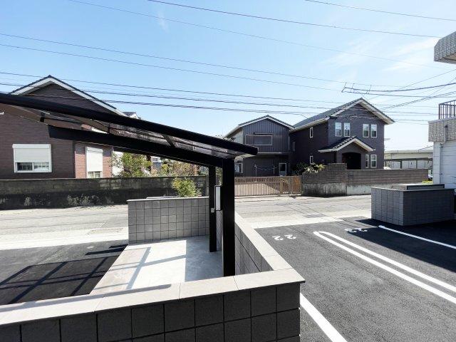 ヒーローキングダム 駐車場