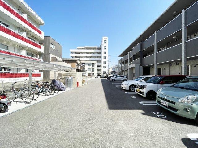 アイリーブ南佐古 駐車場