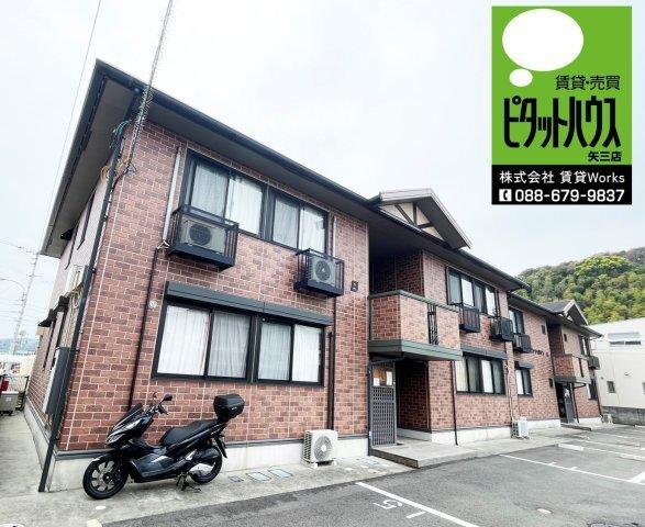 パルコ・シャルマン　Ｂ棟 外観