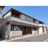 落ち着いた雰囲気の外観です