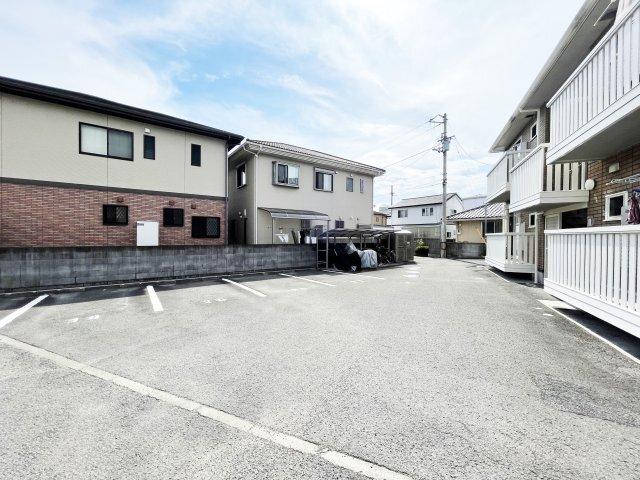 エーデルハイム　Ⅰ棟 駐車場