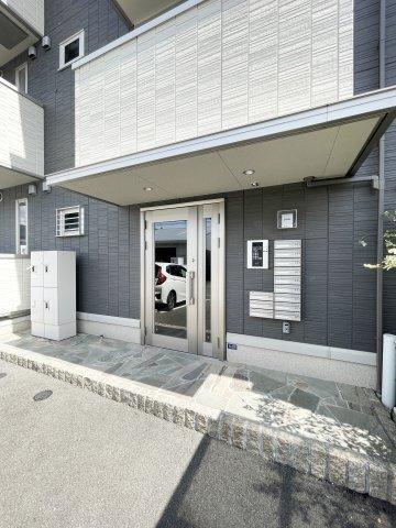 フィオーレ南二軒屋 エントランス
