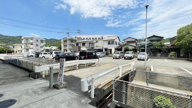 城南コーポラス 駐車場