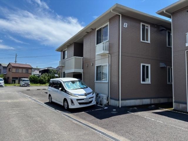 ディアコート　B棟（B202） 駐車場