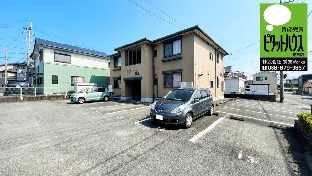 シャーメゾンⅡ番館 外観